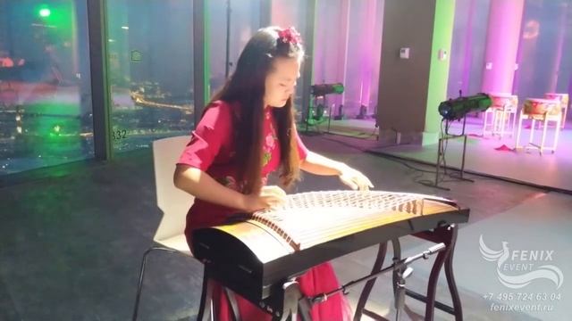 Заказать китайское шоу на праздник в Москве - китайские музыканты на Гуджен на встречу гостей