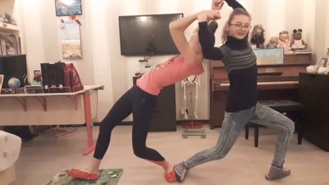 Йога челлендж с... смотреть онлайн