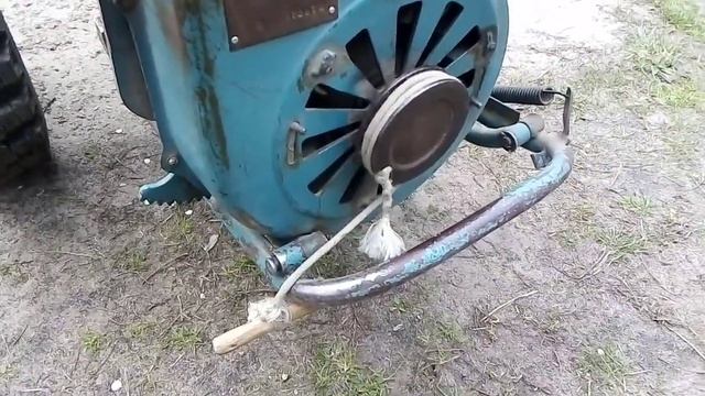 Заводка мотоблока  МТЗ- 12 з двигуном УД-25 вірьовкою | Техніка та обладнання полісся