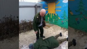 Трэш семейка Ухожу в армию