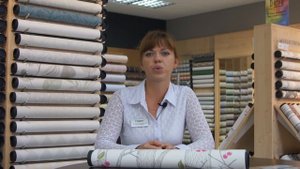 Клеим обои на старые обои. Грунтовка под обои. Нужно ли грунтовать стены? Салон обоев Roolon .