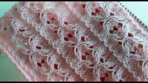 Дизайн по краю с Восхитительным цветочным мотивом "Ажурные тюльпаны" спицами