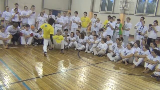 Tico & Pinocio CDO Aqui na Russia Capoeira e pra Valer - 2011 смотреть онлайн