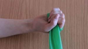 40. Локтевое отклонение со спортивной лентой.