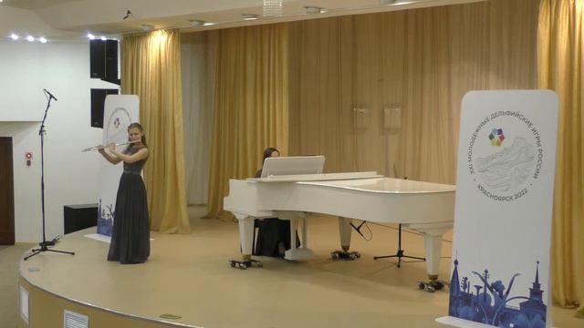 Дж. Донжон Офферторий, Ж. Ю Фантазия для флейты, исп.Макарова Виктория, 12 лет смотреть онлайн