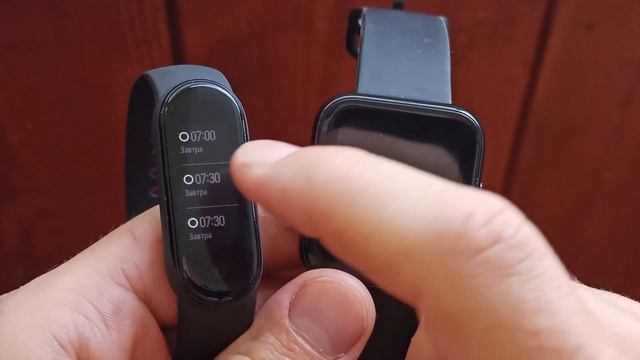 Подробное сравнение: Realme Watch против бестселлера Xiaomi Mi Band 5 смотреть онлайн