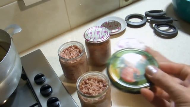 Паштет печеночно-мясной, консервированный.