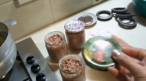 Паштет печеночно-мясной, консервированный.