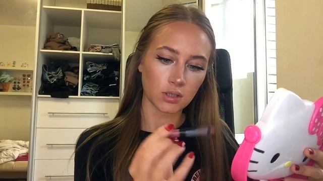 Второй влог. Увеличение губ. Теплоход. Шнуровка. Аттракционы смотреть онлайн