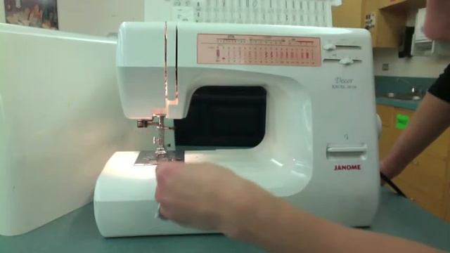 How to Thread a Janome Decor Excel 5018 смотреть онлайн