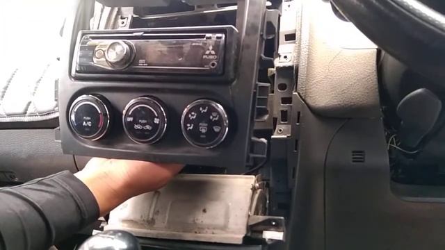 lepas panel AC suzuki aerio