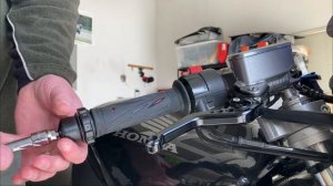 Changing grips on a Honda VFR800
