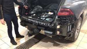 Audi Q8 4M - Оригинальный электрический фаркоп - Часть 1