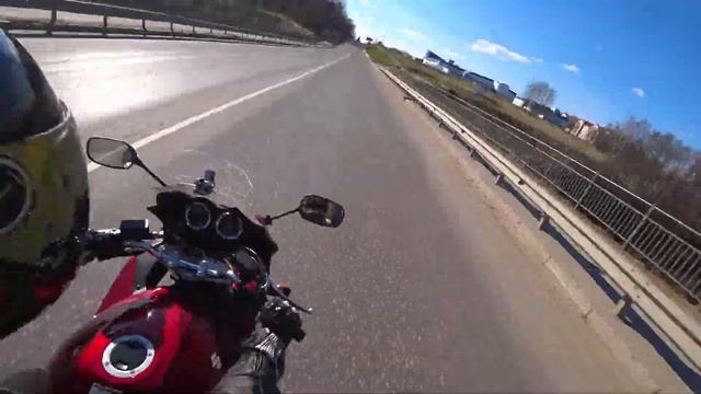 Самоизоляция на бандите, Suzuki GSF1250S смотреть онлайн