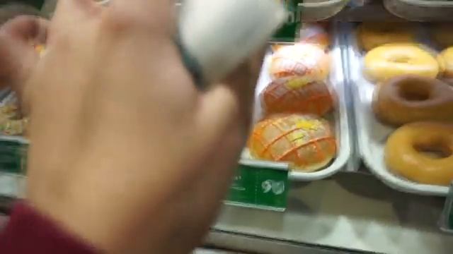 САША СПИЛБЕРГ МНЕ ПОДМИГНУЛА / ФАН ВСТРЕЧА Sasha Spilberg 2017 в ЦДМ / ОГРОМНЫЙ МАГАЗИН ИГРУШЕК смотреть онлайн