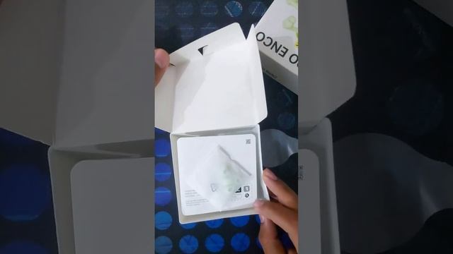 oppo enco buds 2 #besttwsunder2000 #oppoencobuds2 #limegreen #unboxing