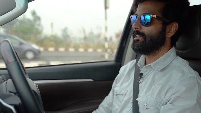 New Toyota Fortuner Long-Term Owner Review | You won't believe the average! смотреть онлайн