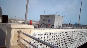 БУЛЬВАР НАБЕРЕЖНАЯ В ГОРОДЕ БАКУ /АЗЕРБАЙДЖАН