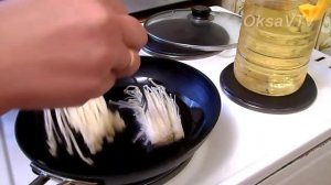 Грибы эноки(золотые нити) жареные в кляре(金针菇煎餅). Китайская кухня. Mushrooms enoki fried in batter.