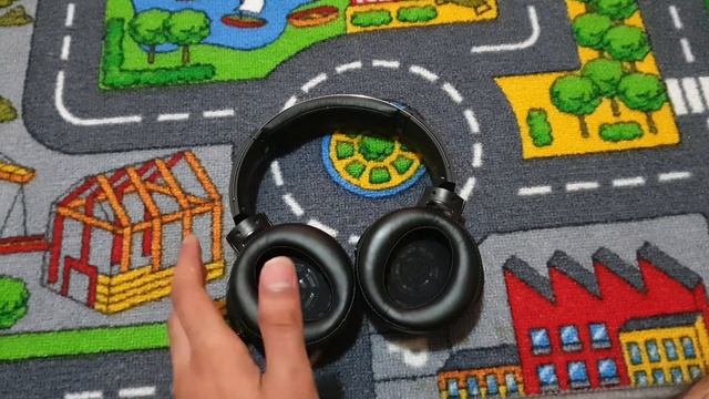 Sony Headphones Review! (MDR-XB950 EXTRA BASS) смотреть онлайн