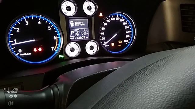 Lexus LX570 мигает 4LO, скользкая дорога, горит чек смотреть онлайн