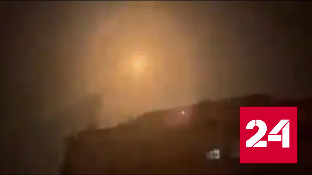 В Сети появилось видео работы сирийских ПВО по воздушным целям - Россия 24