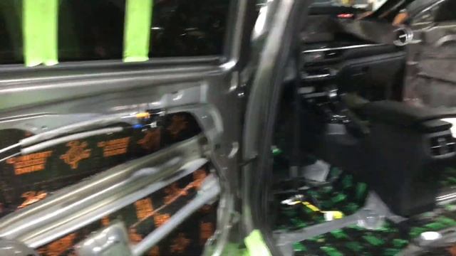 Kia Cerato звукоизоляция. Снизить уровень шума в салоне, можно установив дополнительную шумоизоляци