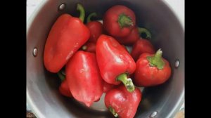 ВКУСНЕЙШАЯ ЗАГОТОВКА НА ЗИМУ: МАРИНОВАННЫЙ СЛАДКИЙ ПЕРЕЦ С БАКЛАЖАНАМИ/ Рецепты хорошего настроения