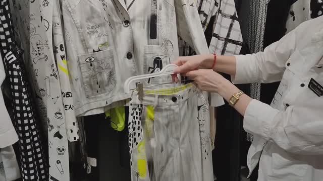 Стильная женская одежда - отзыв о магазине "First in Space"