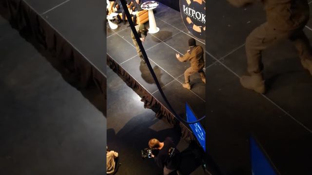 Сила=Боевые искусства + ум. Рукопашный бой на телешоу "Игроки.Ставка на интеллект" музей"Эрарта" СП смотреть онлайн