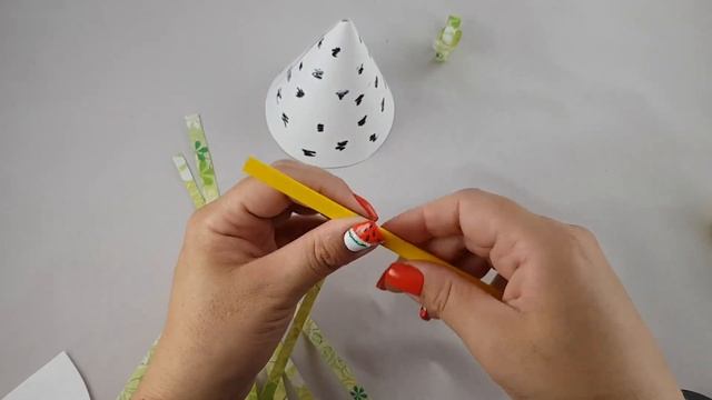 Берёзка из бумаги своими руками. Детская поделка смотреть онлайн