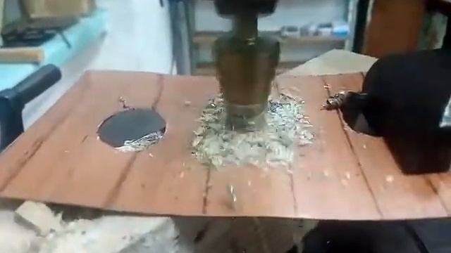 Получение отверстий в тонколистовом металле
