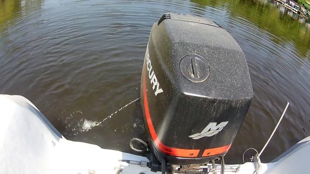 ВЛОГ#32. Катер Ладога 2. Mercury 75.  Первый запуск. С ветерком. смотреть онлайн