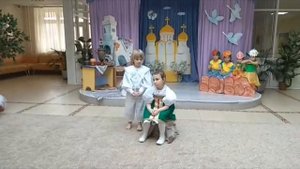СПЕКТАКЛЬ "ГУСИ ЛЕБЕДИ"