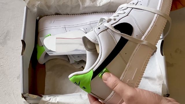 ПОДДЕЛКА NIKE В STREET-BEAT?! Новые NIKE Air Force 1 Low '07 Worldwide! смотреть онлайн