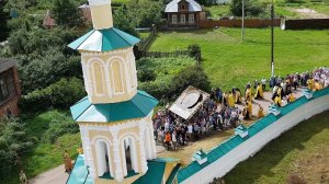 Крестный ход с иконой Всемилостивого Спаса Воскресенский собор Тутаева