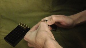 Заряжаем в магазин ГШ18 - 18 патронов (нет)