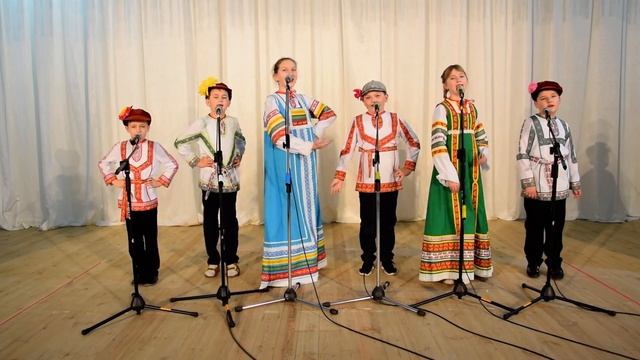 Детский ансамбль русской песни «Иван да Марья» Русская народная песня Коляда-Караселка»