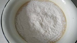 Медовик с варёной сгущёнкой и сливками