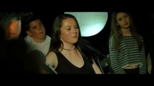 Féach Anois A Stóirín – Amhrán Nuachumtha le Grace Willis agus Cairde