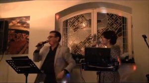 Жил отважный капитан. На банкете дуэт "Дилемма"