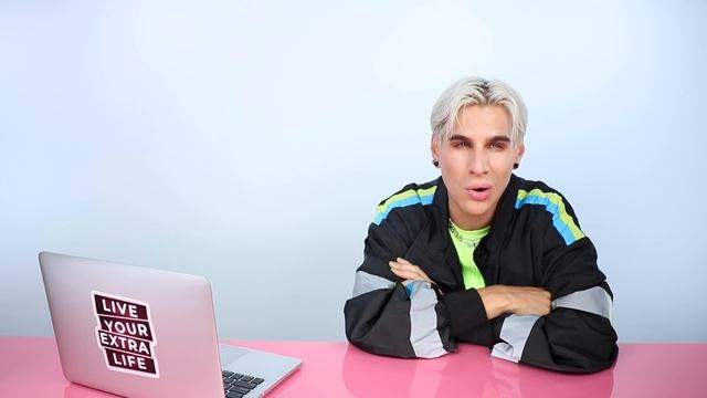 A Hairstylists Evaluation of the Greatest K-pop Hair смотреть онлайн