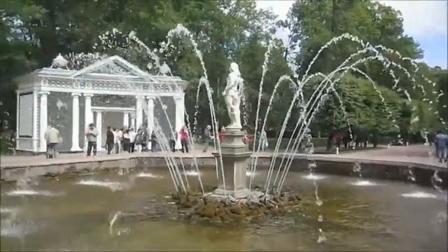 Фонтаны Петергофа. Виброфон - трио "Четыре четверти" смотреть онлайн