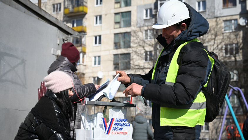 Глава ЦИК Памфилова: более 1,4 миллиона избирателей досрочно отдали свои голоса на выборах президент