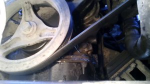 Потекла помпа aitrex двигатель крайслер dohc 2.4 пробег меньше 10000км