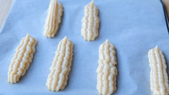 Заварное пирожное с заварным кремом