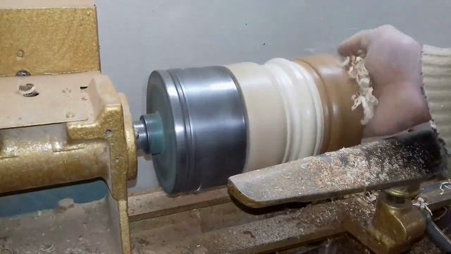 Ступка и пестик, из разных пород древесины . смотреть онлайн