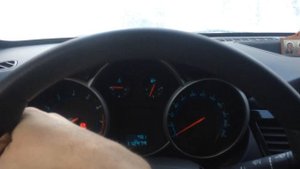 заводим  шевроле круз  в - 29 ( с новым аккумулятором )