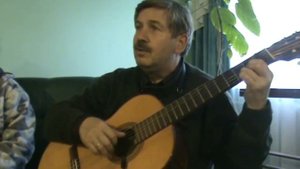 Плачет козак молодой