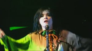 Björk - Pluto (Live)